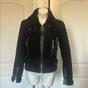Zara Black Leather Cropped Jacket with Wide Collar